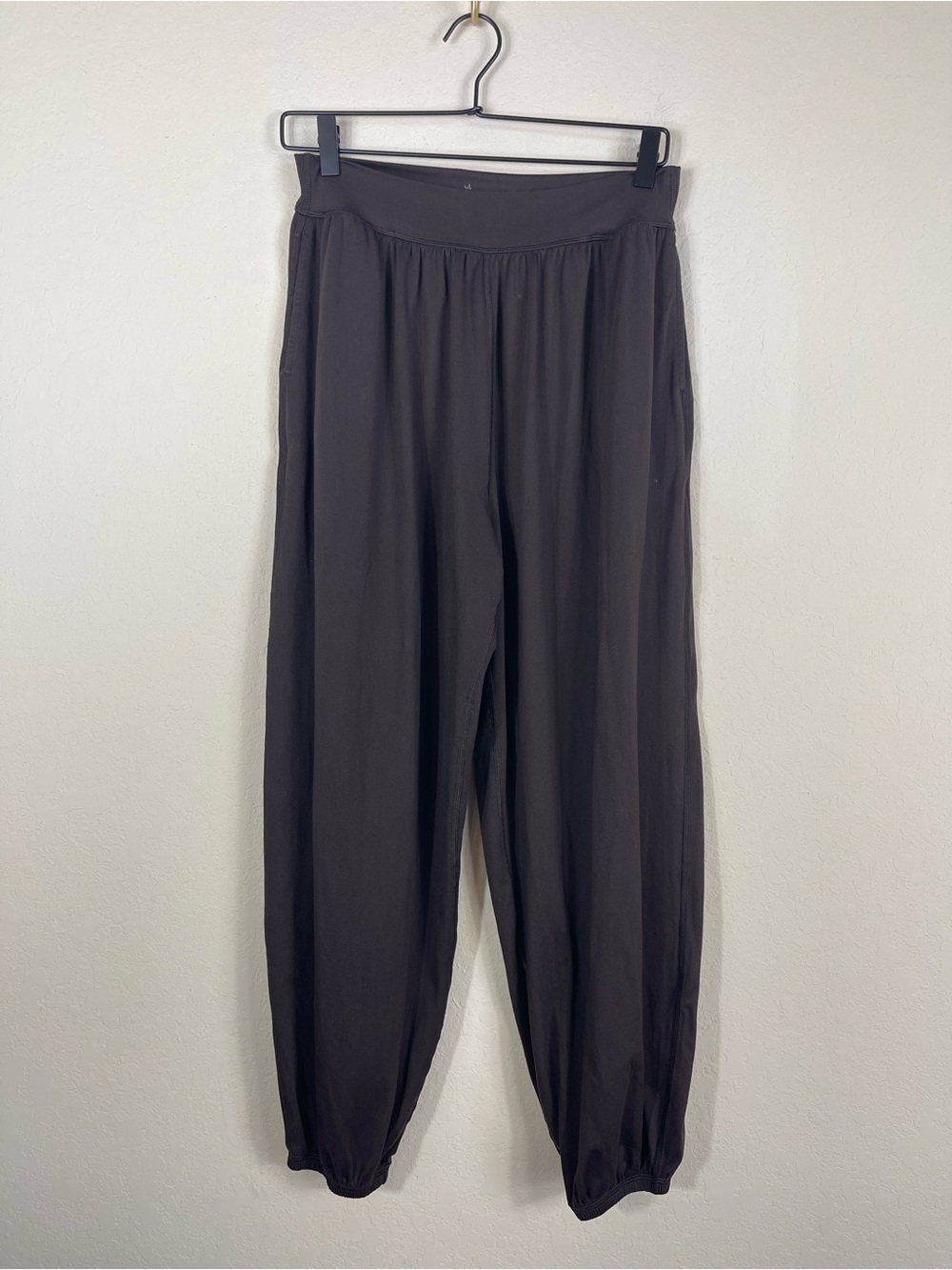 Aerie Offline Go With The Flow Baggy Jogger Pants Brown Size Medium - Picture 4 of 7